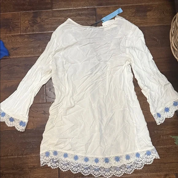 White and Blue Embroidered Coverup - Picture 5 of 7